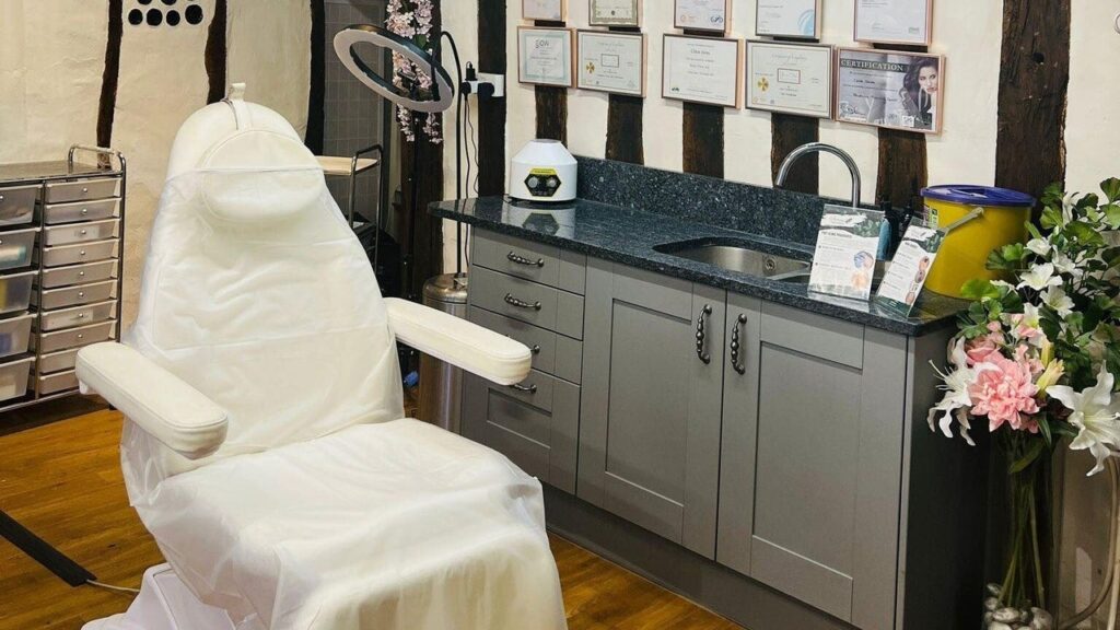 087e3139-a503-4563-a8e8-8bebbdc73915-skinvain-gb-england-lawford-fresha-9202285