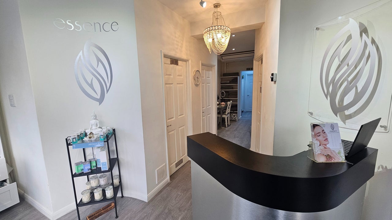 089559a9-dc06-4104-bfea-e9669a46e7b9-moonstonemedicalaesthetics-gb-unitedkingdom-banstead-11woodmansternst-fresha-3323589