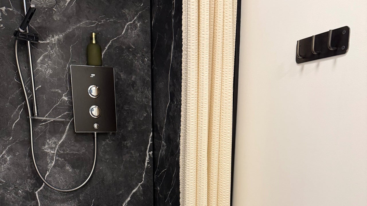 08cb76dd-bfb6-4c21-aa09-aa0550d4ac47-saunapod-gb-england-falmouth-fresha-8789131