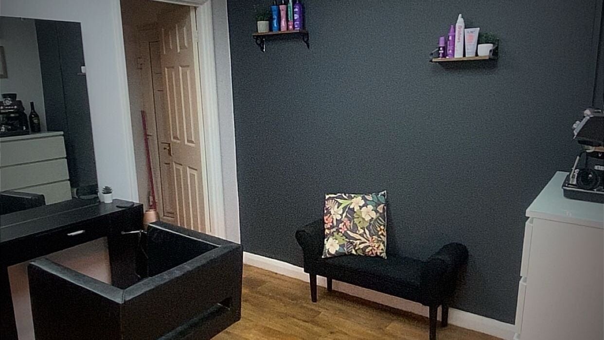 0a226267-4e16-4538-8490-5550fe969c5d-headtotoe-gb-england-grassmoor-fresha-3439814