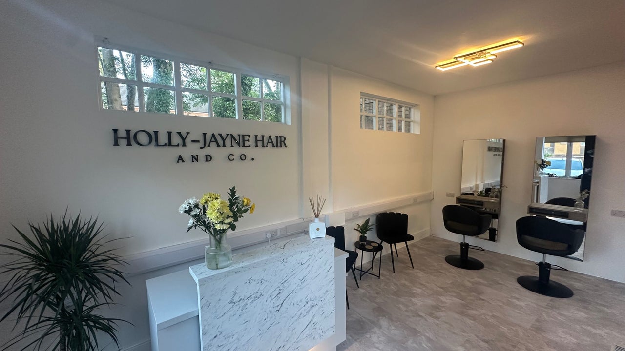 0ad82b76-4856-463f-a51a-9c4acfcae248-hollyjaynehair-gb-england-derby-fresha-7373606