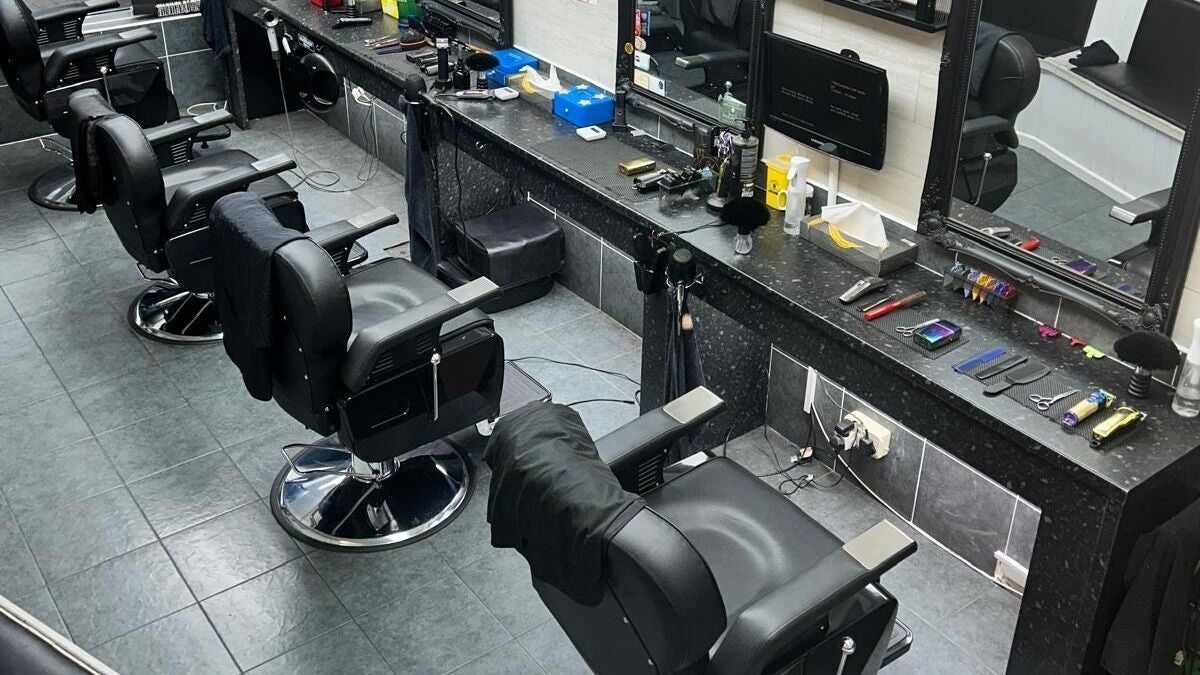 0b47b5f4-1573-4436-b952-8e442aebd1cf-paskgents-gb-england-bedford-fresha-8498835