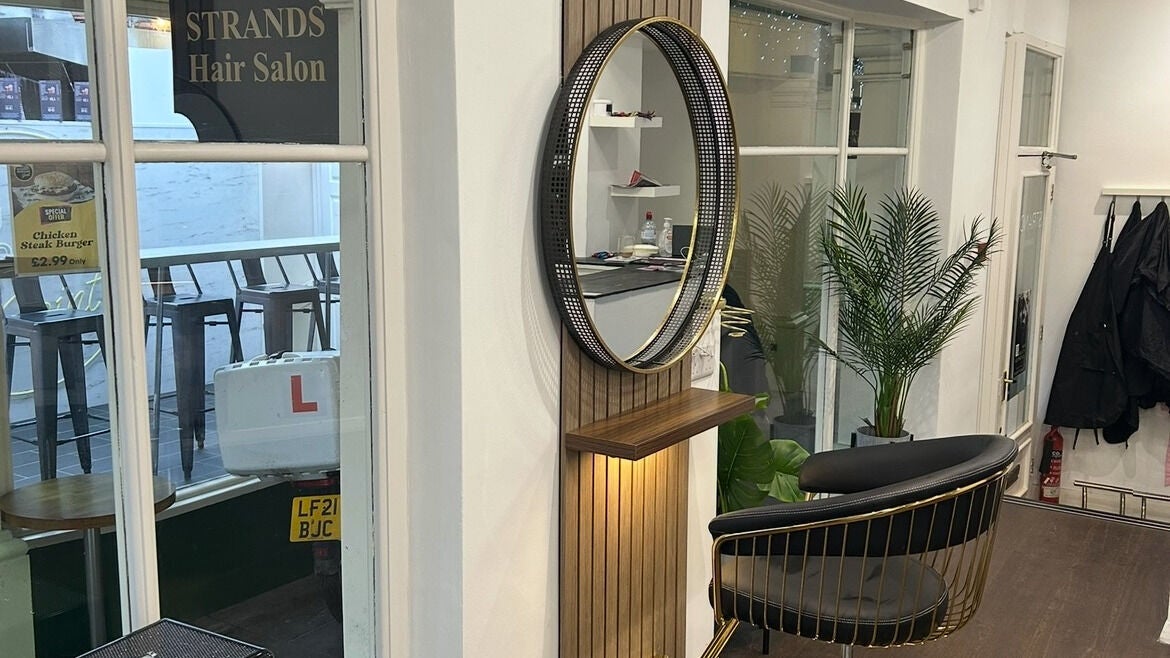 0c8d272e-8e91-418c-bab2-3eec3aa94ad3-strandssalonnewportpagnell-jen-gb-england-newportpagnell-stjohnsstreet-fresha-9670171