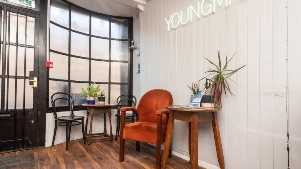 0cbeaf8a-61e6-4449-8321-0f8407905560-youngmansoxfordcity-gb-england-oxford-fresha-9302812