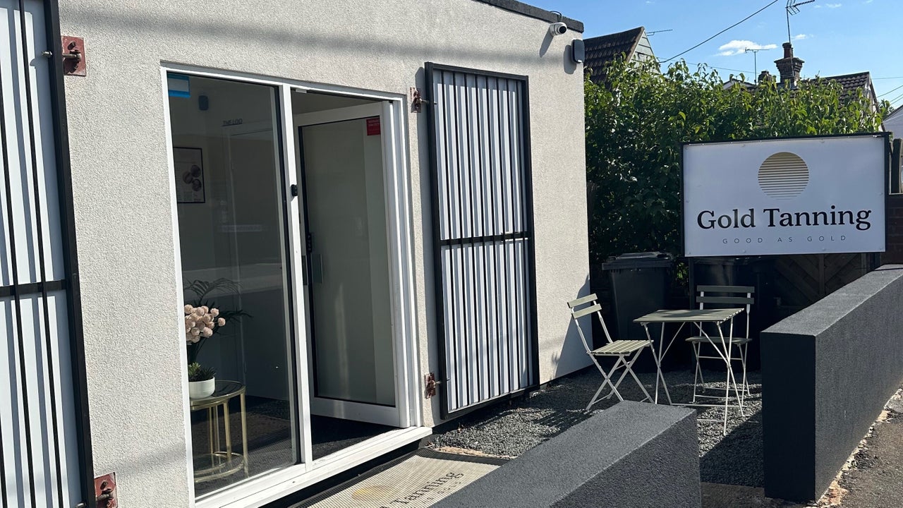 0d801bca-aaff-4932-8f1a-ea25a5c32f28-dolledupbyalex-gb-england-hadleigh-fresha-8142004