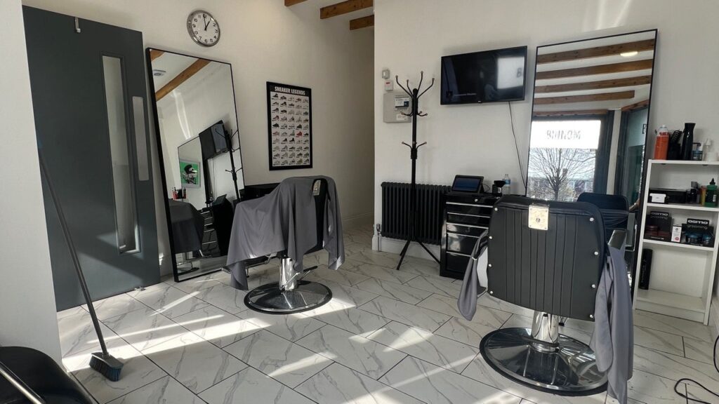 0d9c792c-3a1b-4330-b41f-4b897ca3c49f-binnomhair-gb-england-newcastleupontyne-shieldfield-fresha-6018785