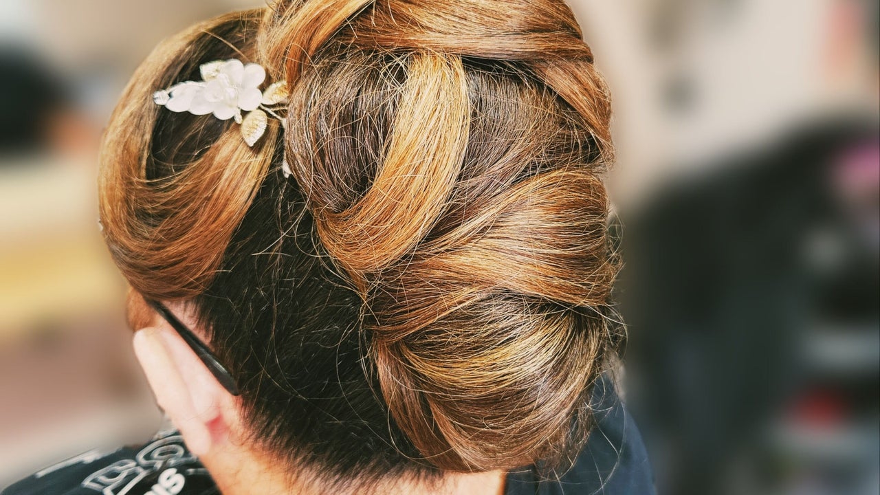 0e088f6d-b649-4d25-89d2-e137b1f7702e-revivehairbeautysalon-gb-england-rugeley-brereton-fresha-1180053