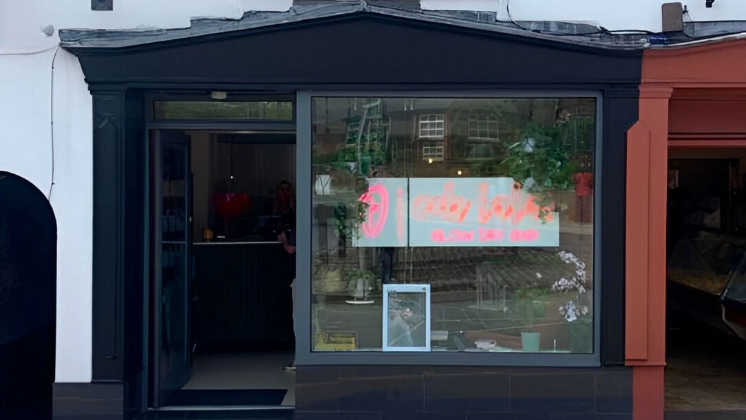 0e435e63-f429-42e3-b6a4-f8d94b6b4ece-oohlalablowdrybar-gb-england-stone-fresha-7680071