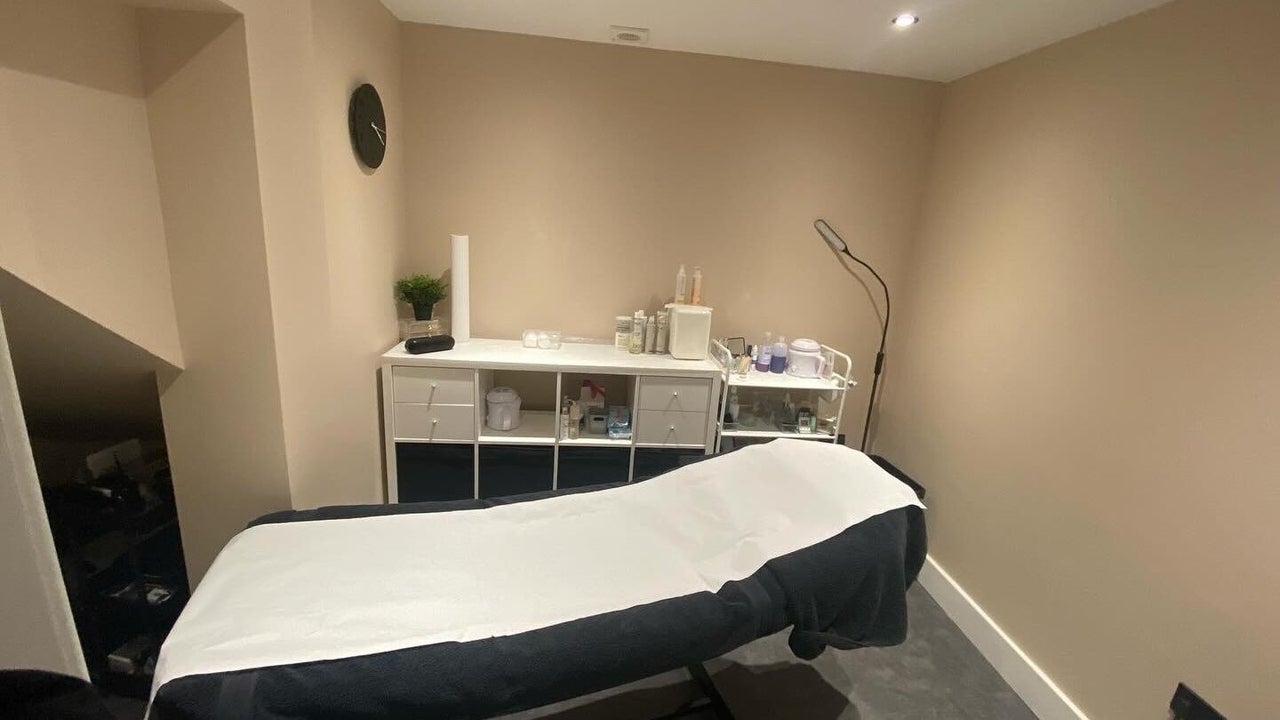 0e48506c-a1b0-41e0-a539-d661332075d3-beyondbeautybylouiseayr-gb-scotland-ayr-fresha-4925047