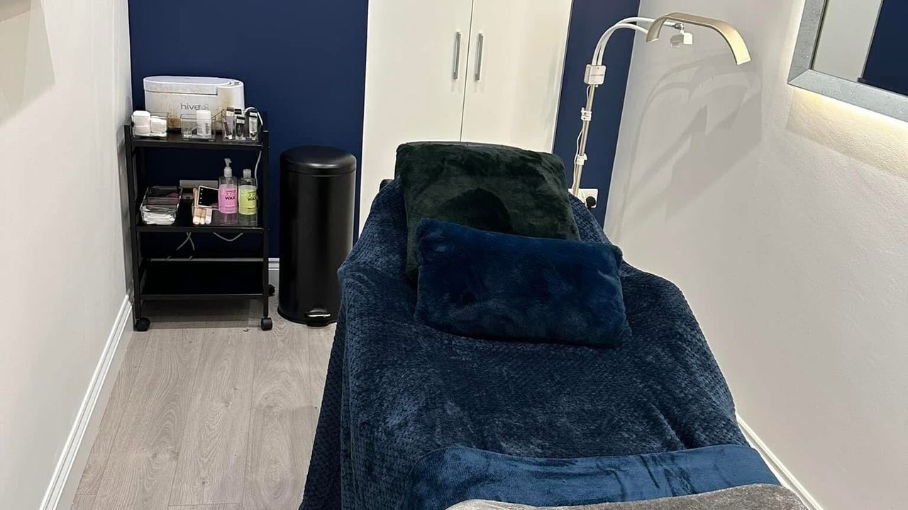 0e71d5c3-54de-4653-a30d-13e15d4da8f8-beautyqueen-gb-england-amble-fresha-7455334