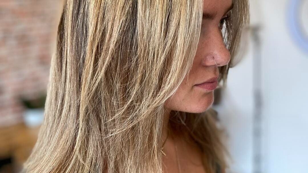 0ece269b-c752-4087-b867-293e65a1cd58-lisabrownhairstudio-gb-england-featherstone-purston-fresha-3373619