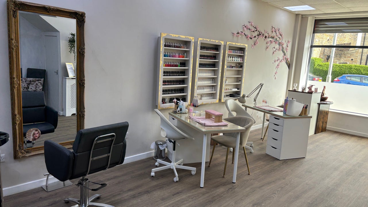 0f060435-324e-42e8-97ed-b87c4864f42e-blossomhairbeauty-gb-england-cleckheaton-fresha-4703532