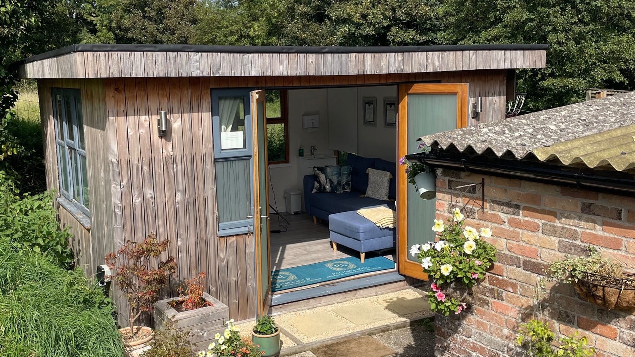 0f807a52-c951-47a7-b1c6-9769cfd11167-rachaellocopermanentmakeup-paramedicaltattooing-removal-scarstretchmarkimprovement-gb-england-dorchester-fresha-7357153