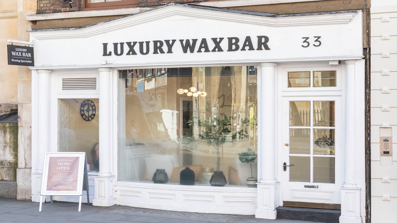 0ff38972-5d26-46e4-a32c-b84cea35bc86-luxurywaxbar-gb-england-london-temple-fresha-4096751