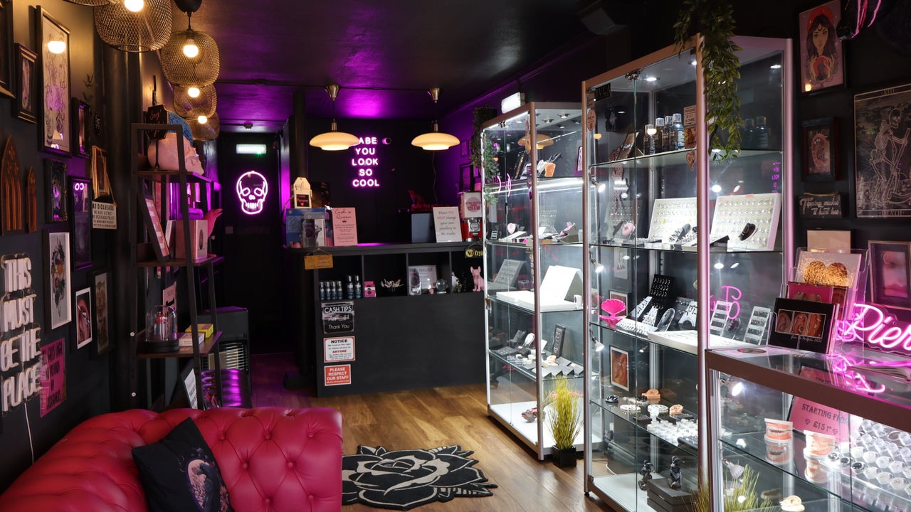 100b1806-fdf9-44fb-accd-0cae1d640bf7-piercemejessib-gb-england-newark-on-trent-fresha-6230855