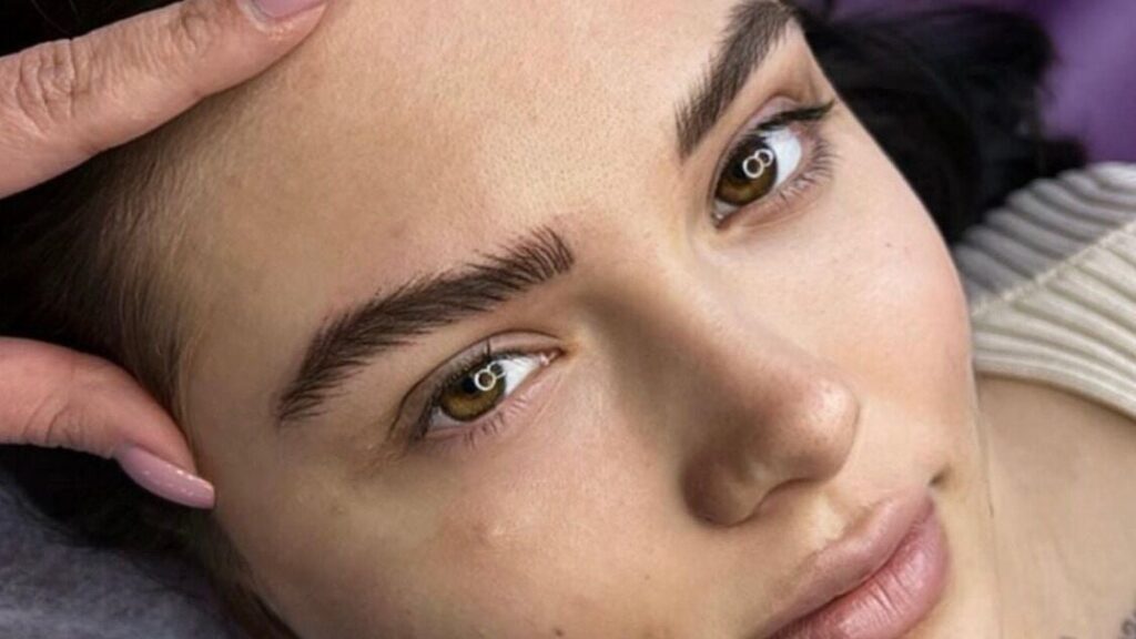 1075487b-652e-4ea6-b5dd-82abf62a66b2-permanentbeautybyiryna-gb-england-stansteadabbotts-hertfordshire-fresha-5255024