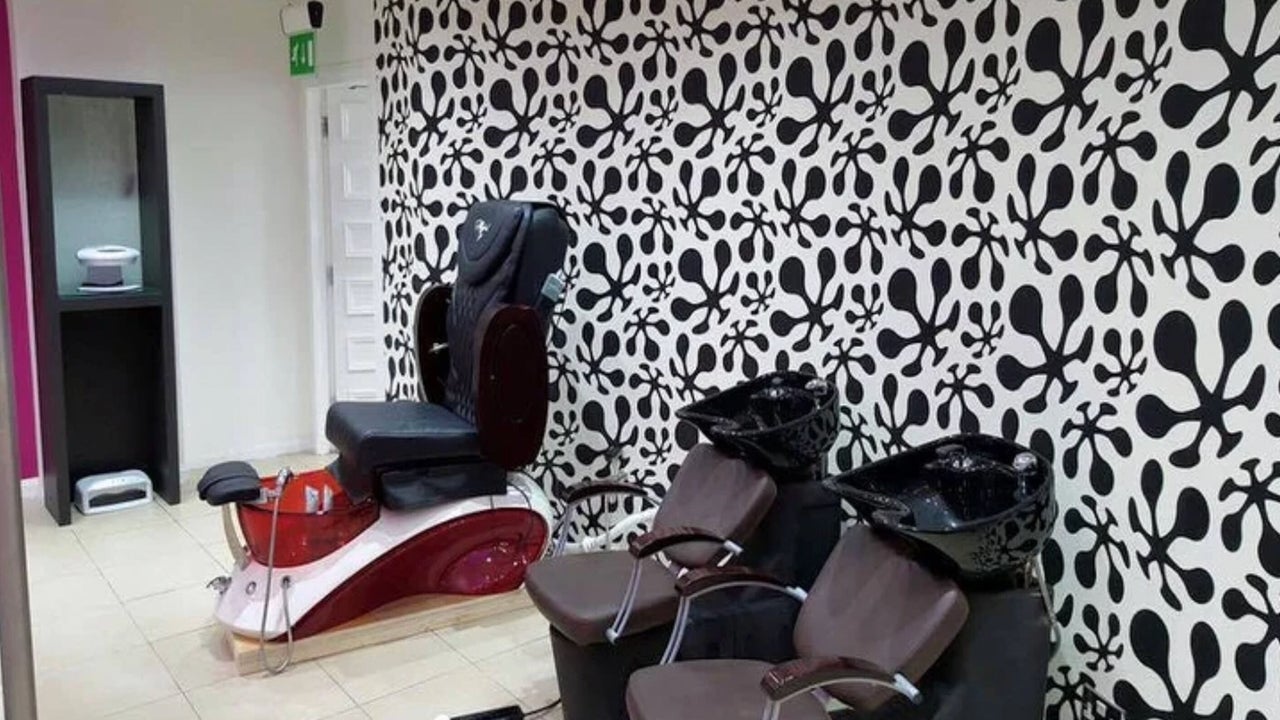 10e261d5-0a08-4e52-b82a-1942824fa38c-minakokosh-gb-scotland-glasgow-fresha-1797805