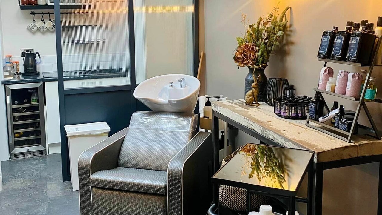 1101995c-75f2-40ca-a923-1985254b3e0a-currentlyhair-gb-england-leeds-bramhope-fresha-5405193