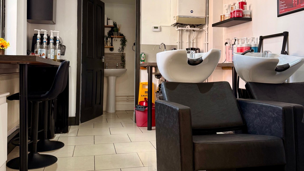 123438b0-1586-4db3-b544-3663740f9f98-ivorhairdressing-gb-england-stoke-on-trent-hartshill-fresha-1031260