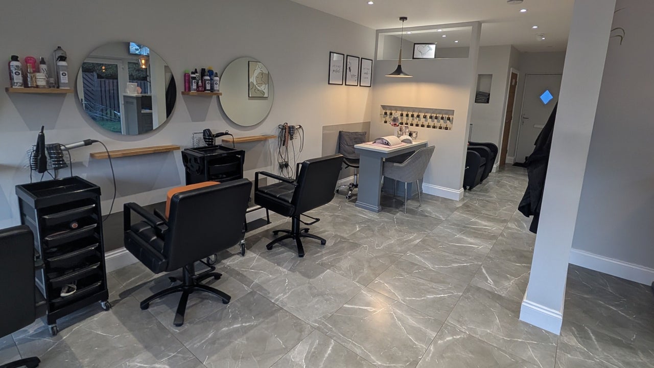 13740450-5923-4edf-99fb-019824b1dc86-elavhairbeauty-gb-wales-johnstown-fresha-2307056