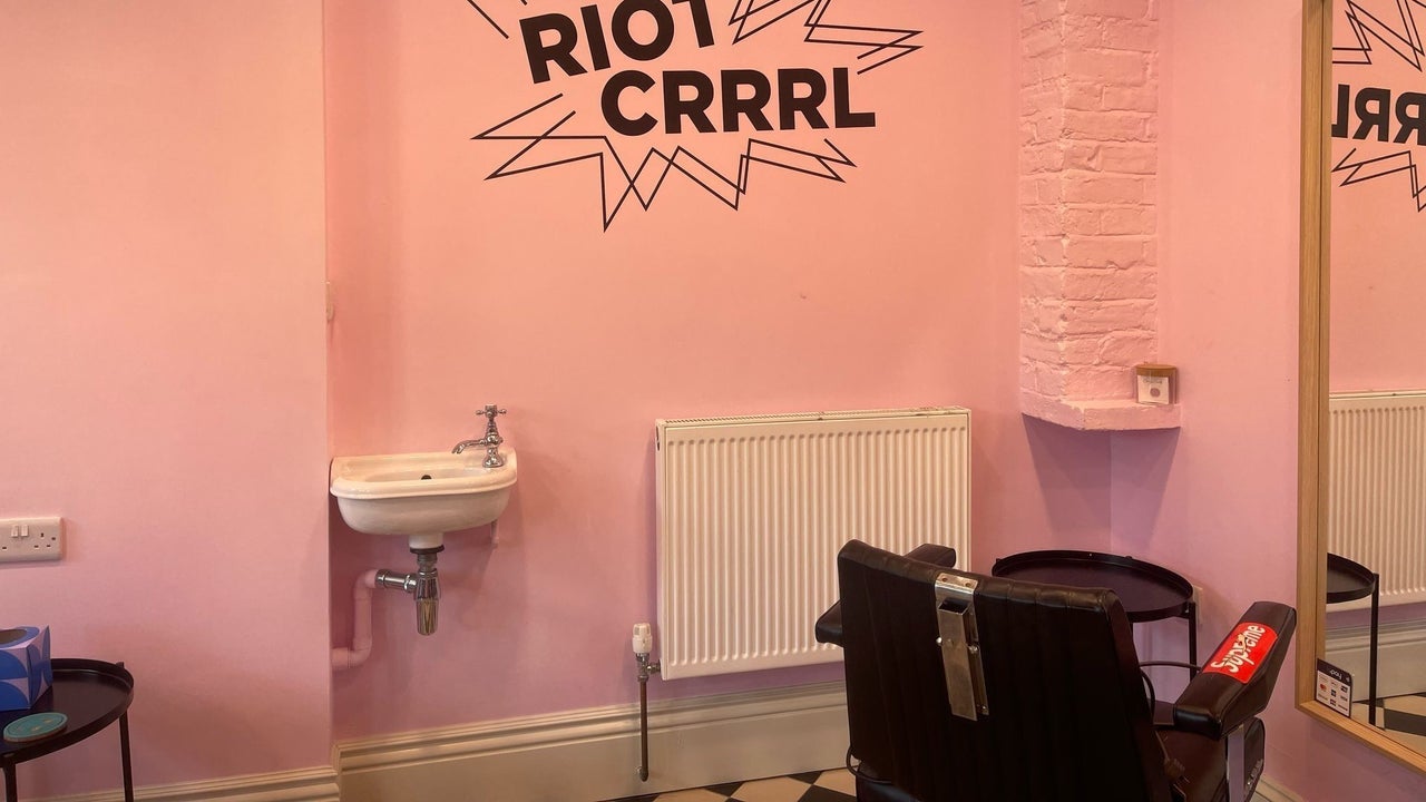 138f9565-a450-42e5-9a04-35a1117236a6-riotcrrrl-gb-england-brightonandhove-fresha-4740169