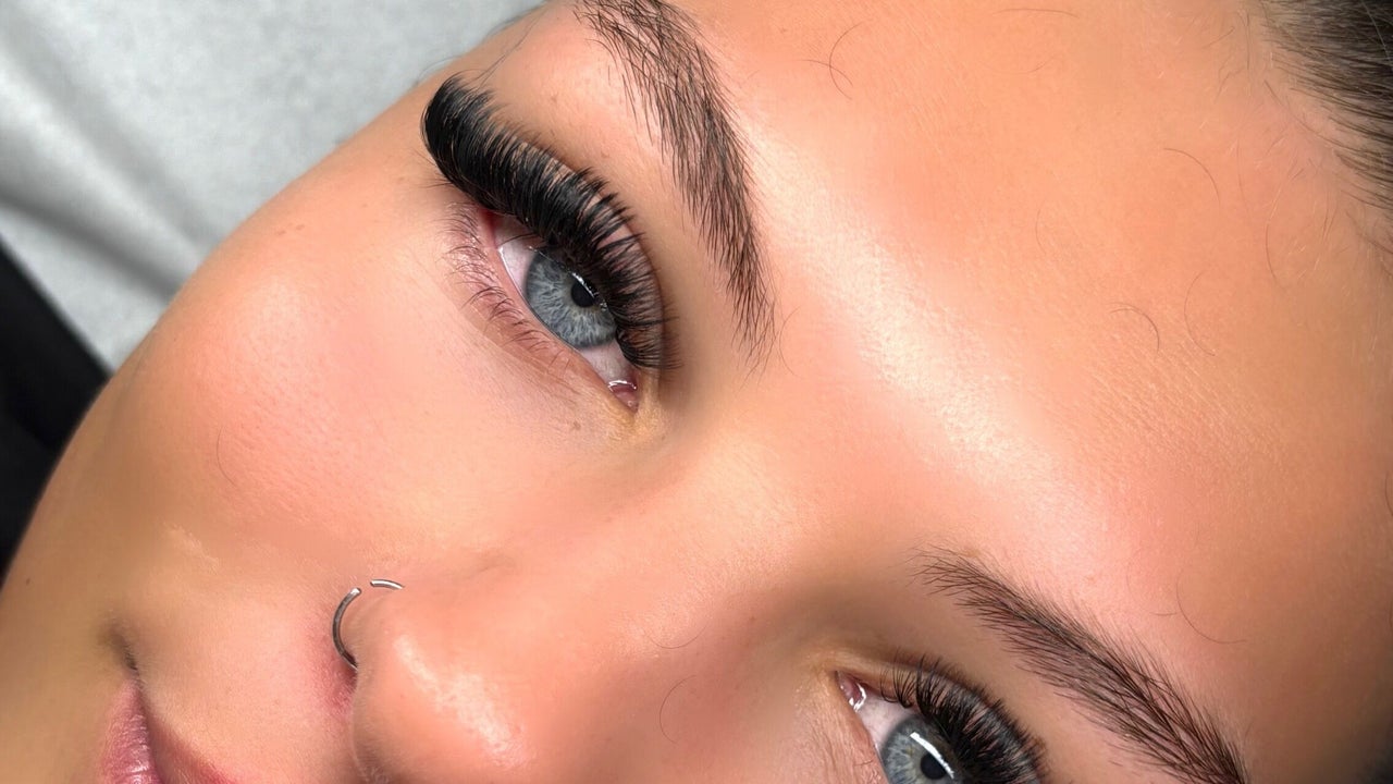 15673f63-283c-406c-b06b-6cf99634f854-lashedbysoph-gb-england-northampton-fresha-3714304