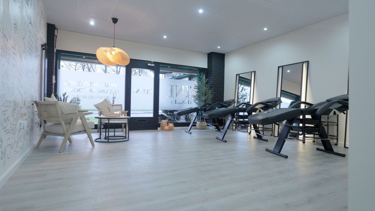 15b6c589-4bb4-49f4-b722-211308b7f13f-finestrokesspmuandaesthetics-gb-england-chadderton-chadderton-fresha-2014640