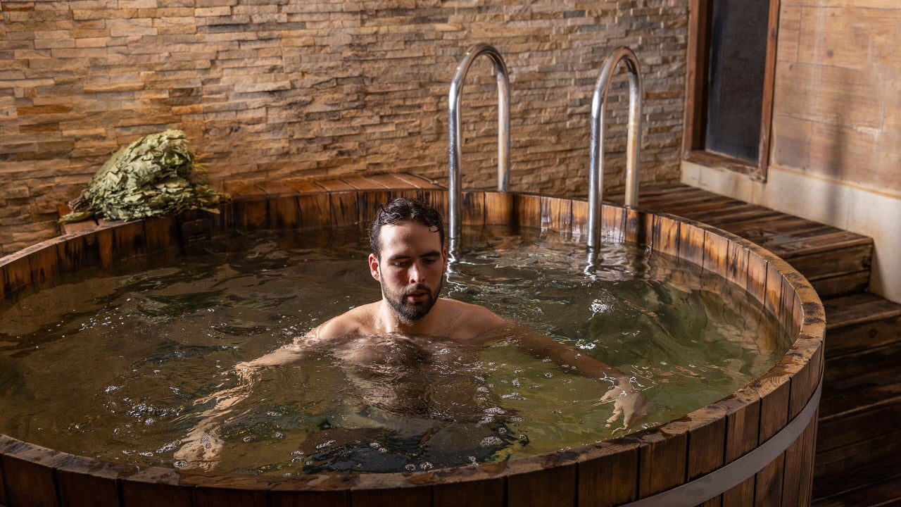 16b4a726-63a0-4562-b3bf-a70beb6c5247-banyano1hoxton90-minsaunaicebathsessions-gb-england-london-fresha-1940681