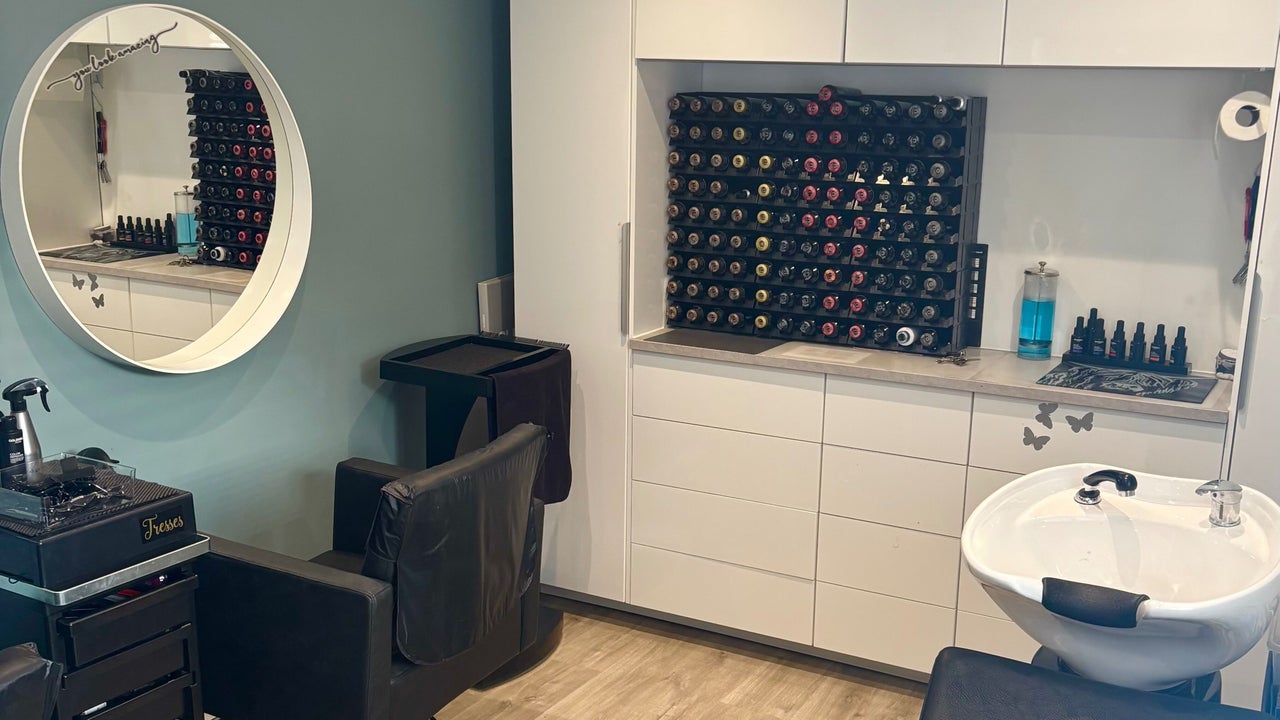 18662130-dec9-4370-8bff-b494b93e9206-tressescolourstylingroom-gb-england-rochford-fresha-7083652