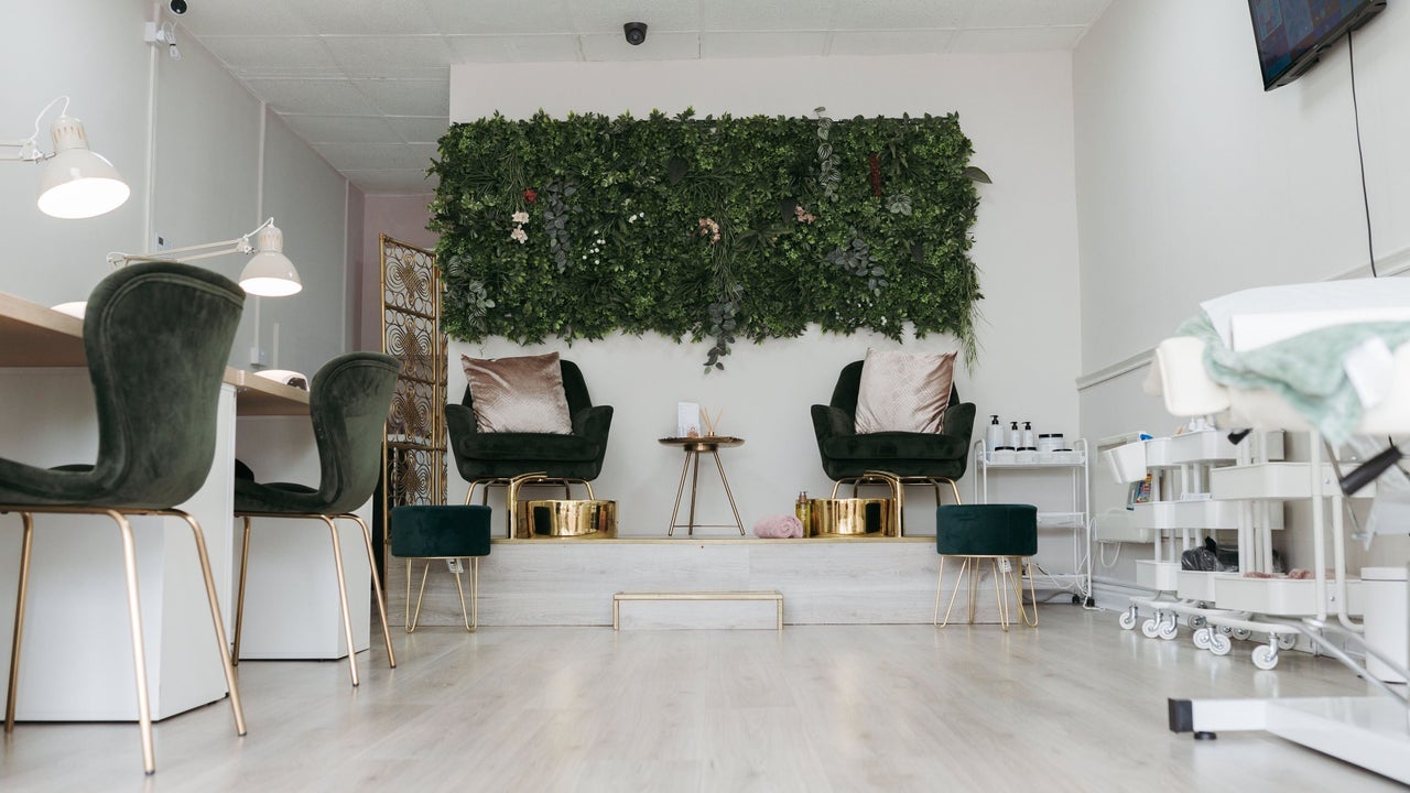 18c808a4-15de-4a68-9ed9-4d7144f161e0-narellebeauty-gb-england-castleford-castleford-fresha-7036929