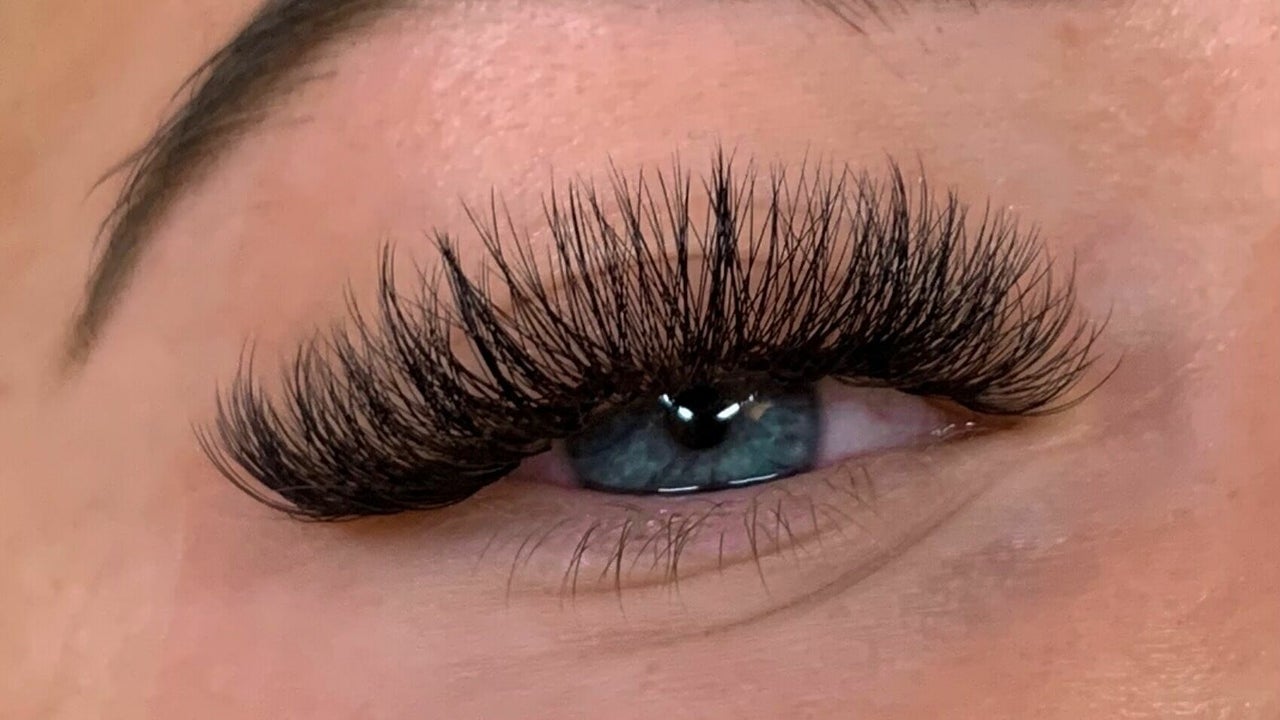 193123c8-fc40-44a0-bfdb-eb9f7d577b4c-lashhuttunbridgewells-gb-england-royaltunbridgewells-fresha-2874724