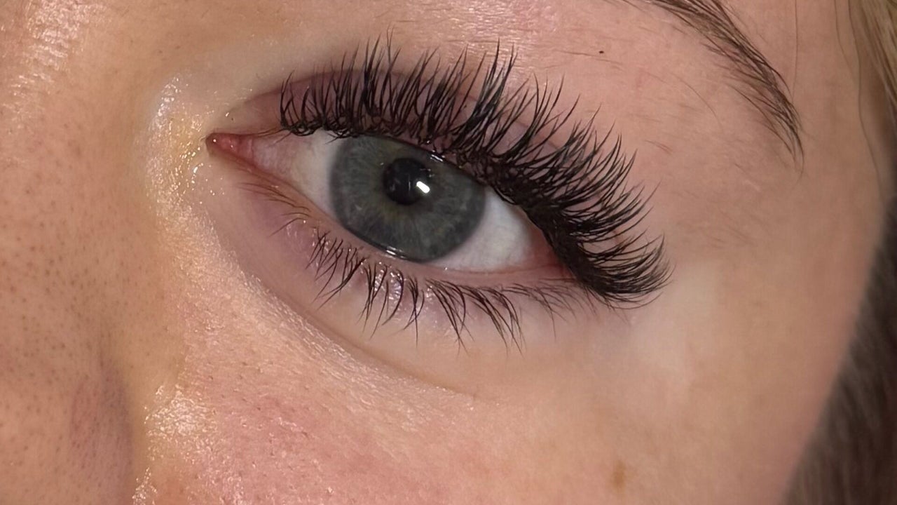 19c13a46-049b-4066-b45e-54bf7dabf5ef-lashup-gb-england-worlingham-fresha-5174011