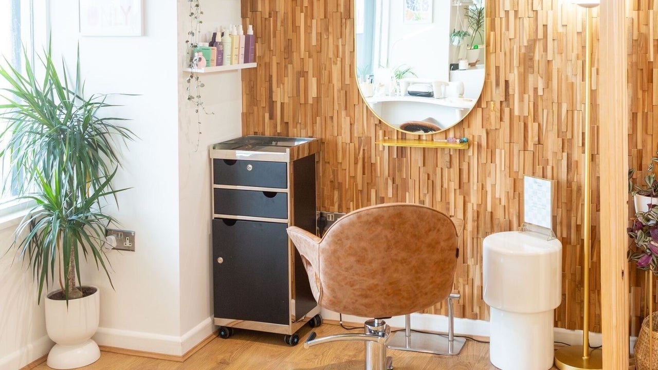 19da2d11-c724-4871-b419-bde8c9b598a6-saltsalonhairbeautyaesthetics-gb-england-newquay-fresha-2671636