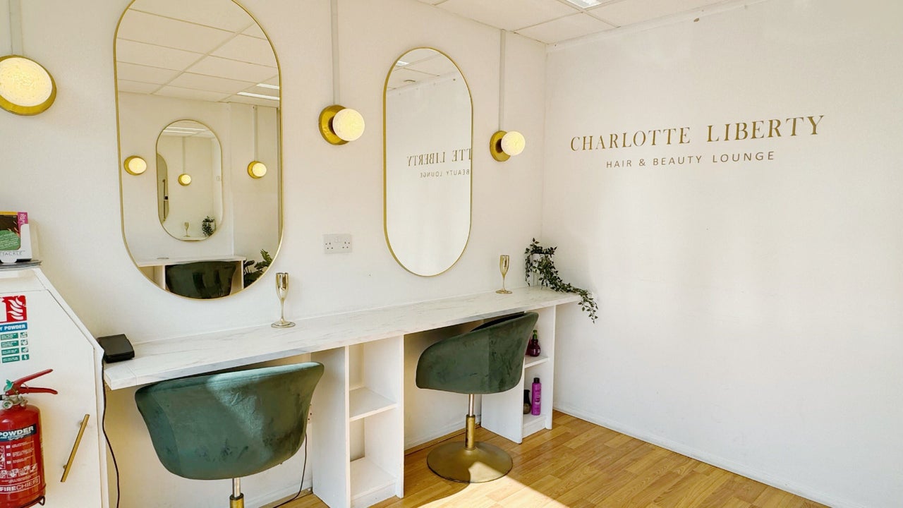 19ddf6a5-d639-470b-b1b0-a6e20efc401a-charlottelibertyhairbeauty-gb-england-shoreham-by-sea-fresha-7436033