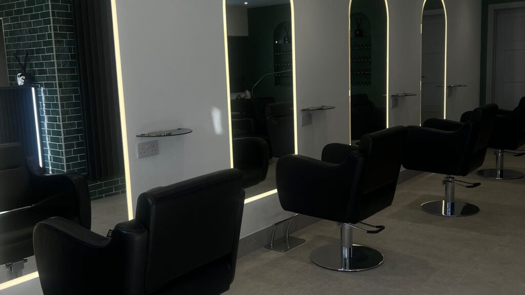 1a69ddc2-d987-45ff-91b4-8aaa4ae359dd-hairbyrobyn-gb-england-bedlington-fresha-9370991