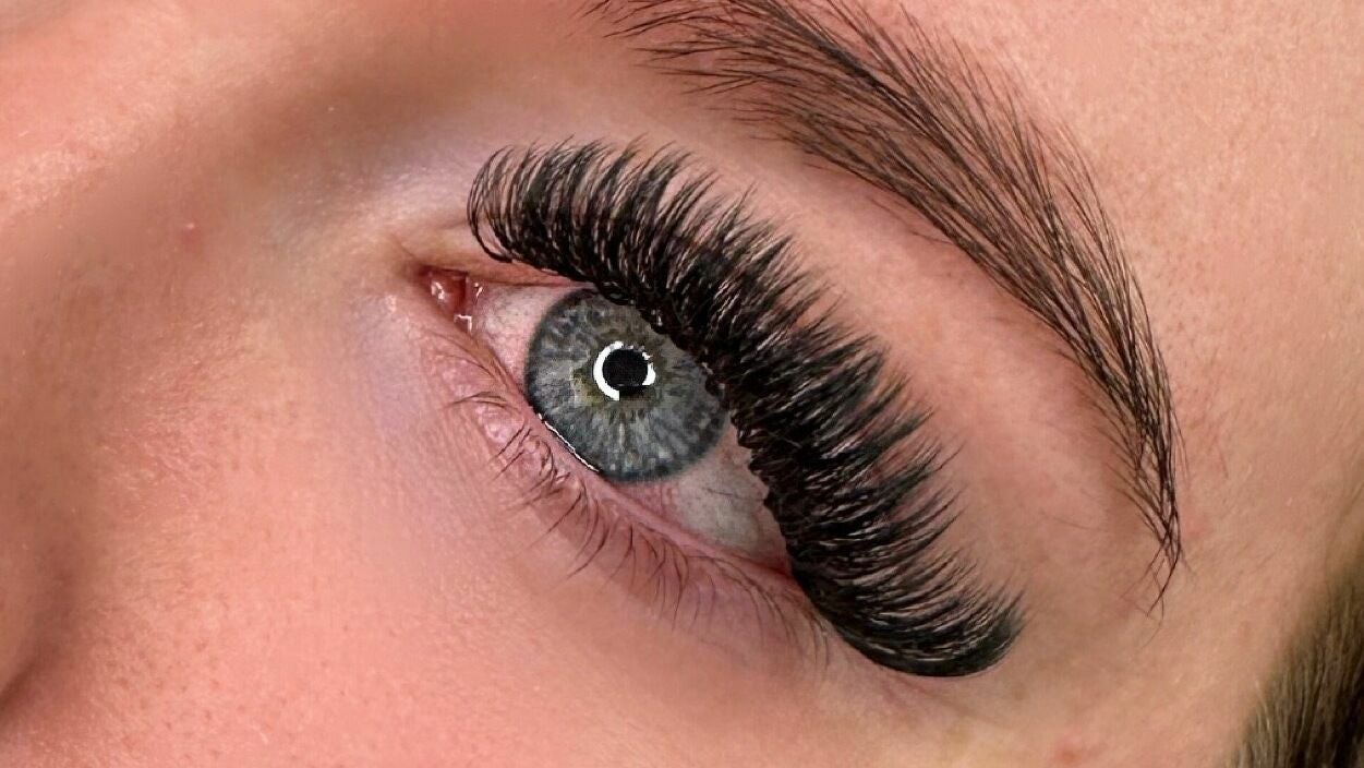 1a879749-0dac-4f50-a13a-c74b766f752a-nalunabeauty-gb-england-garforth-fresha-1215554