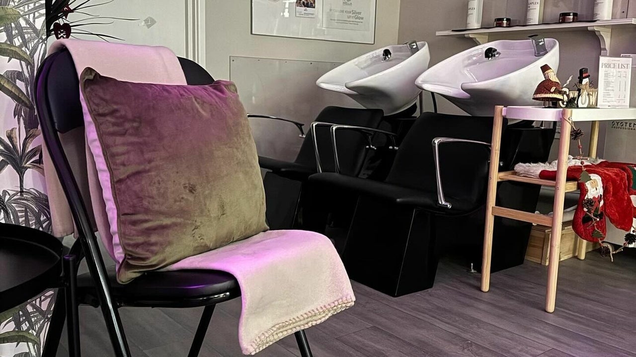 1b02eac8-672d-4bc0-9bea-96fa6153cef6-h2hairsalon-gb-england-whitchurch-fresha-5381002