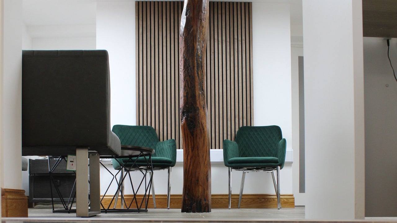 1b93c328-cb77-4fe1-9226-aaea02f1b2ea-7694496