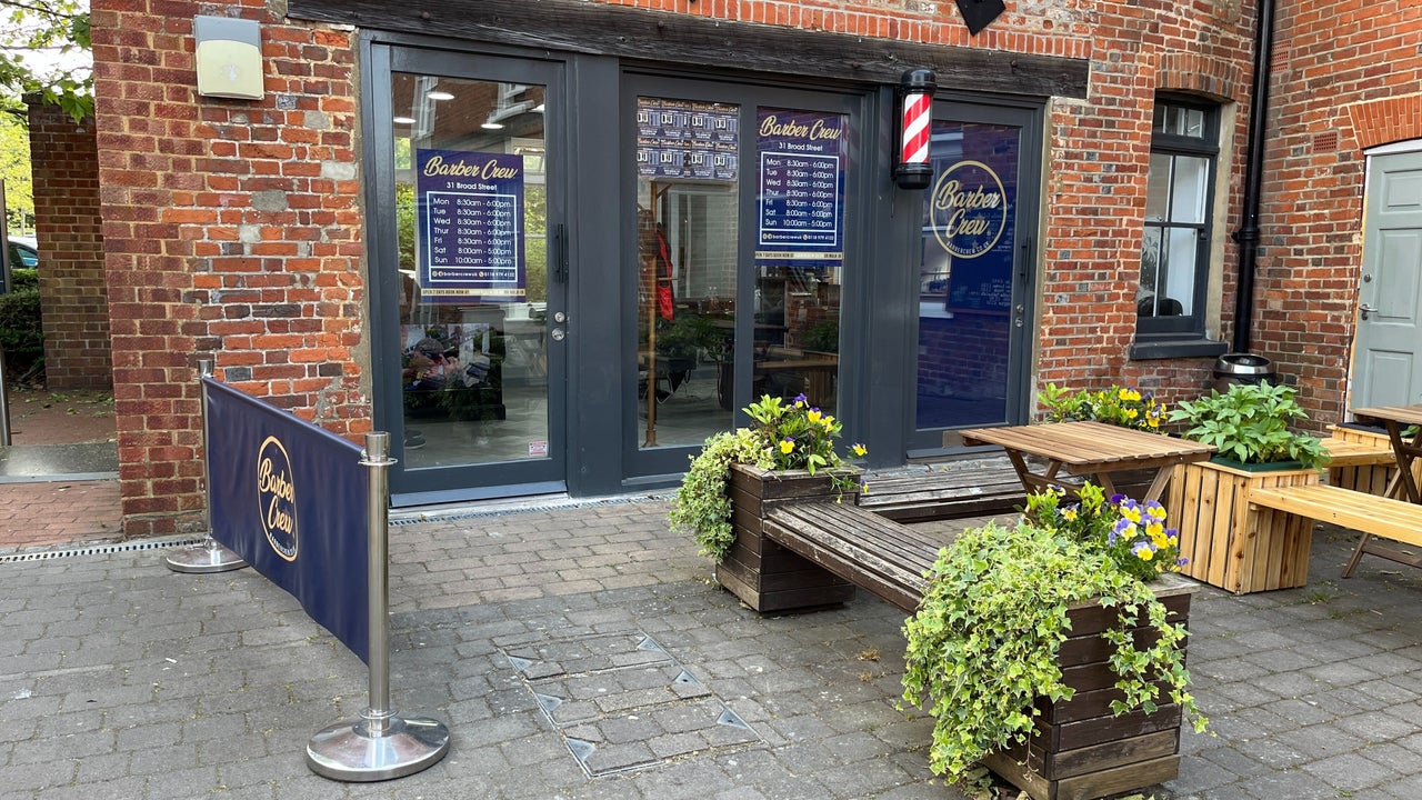 1bbb5ded-8165-4f46-bfe9-7a5a8109cb3e-barbercrewwokingham-gb-england-wokingham-fresha-2678476