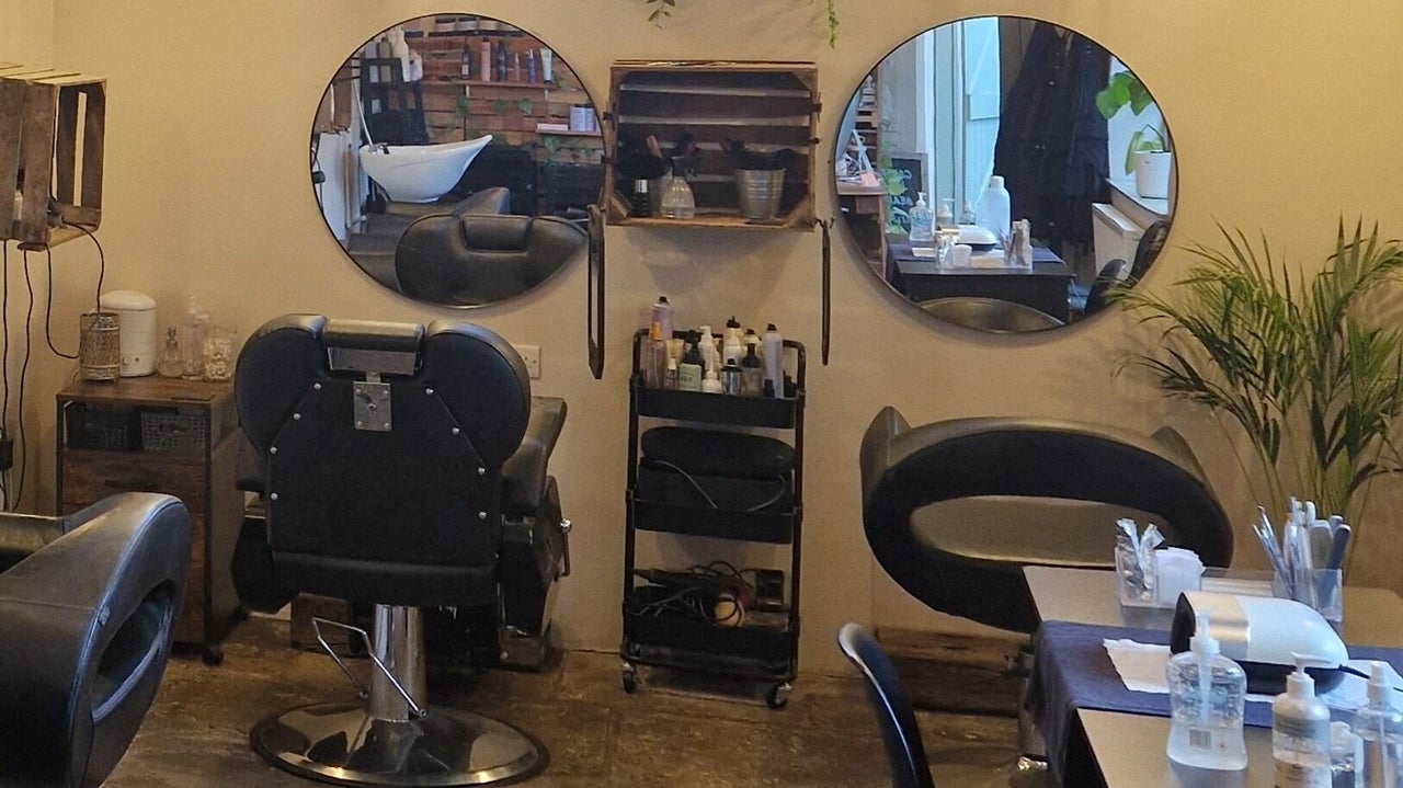 1cda1e47-a43e-4450-a7f1-1fb248d277e9-calidahairbeauty-gb-wales-crickhowell-fresha-4224321