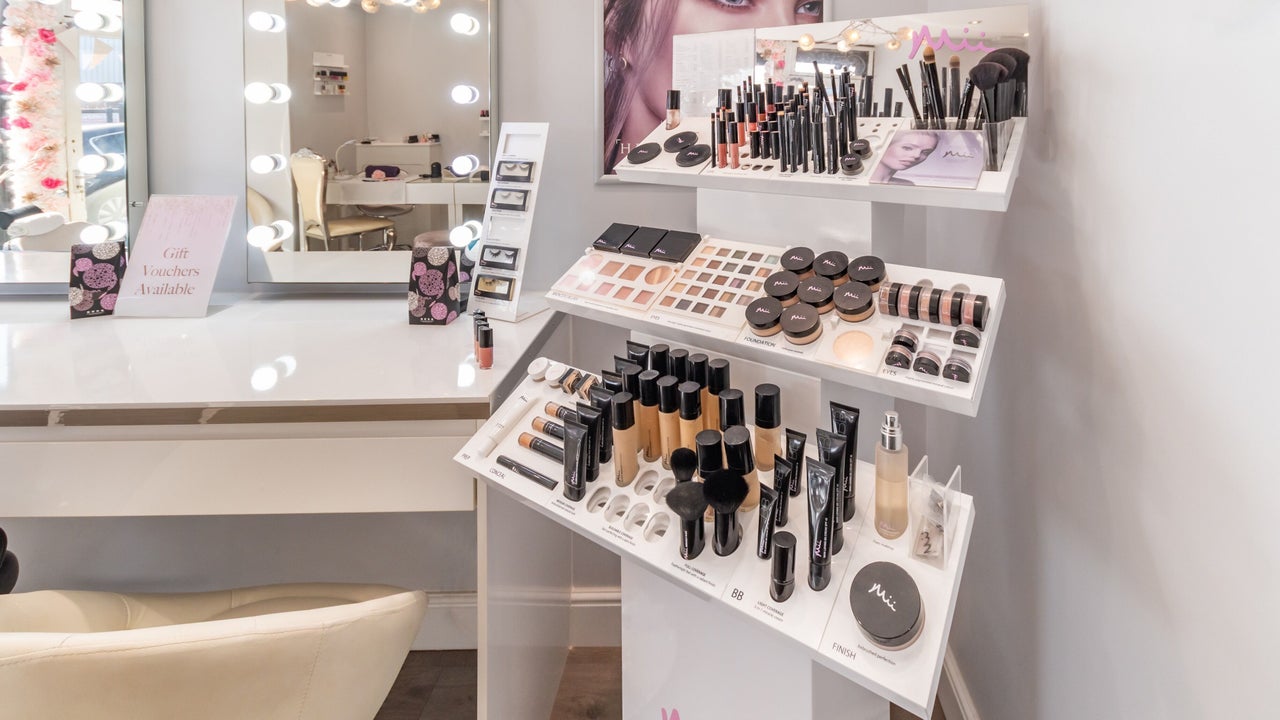 1dc32e8b-61c5-4d7c-8576-d9fa919f4227-effleuragehairandbeautylimited-gb-england-langleymill-fresha-5849623