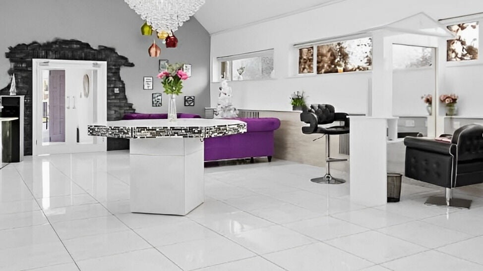 1dc8dcce-8ec1-4ca4-a222-d6a3ec7d6e3c-bellehairbeautybar-gb-northernireland-strabane-fresha-1606982