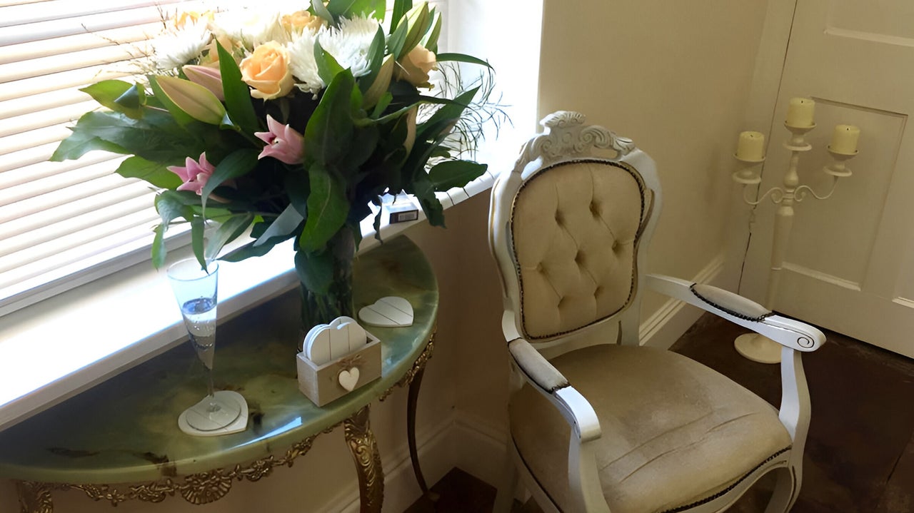 1dd26eeb-97a1-4834-bc09-957b1f0267e1-azuri-gb-england-ripon-fresha-8865090