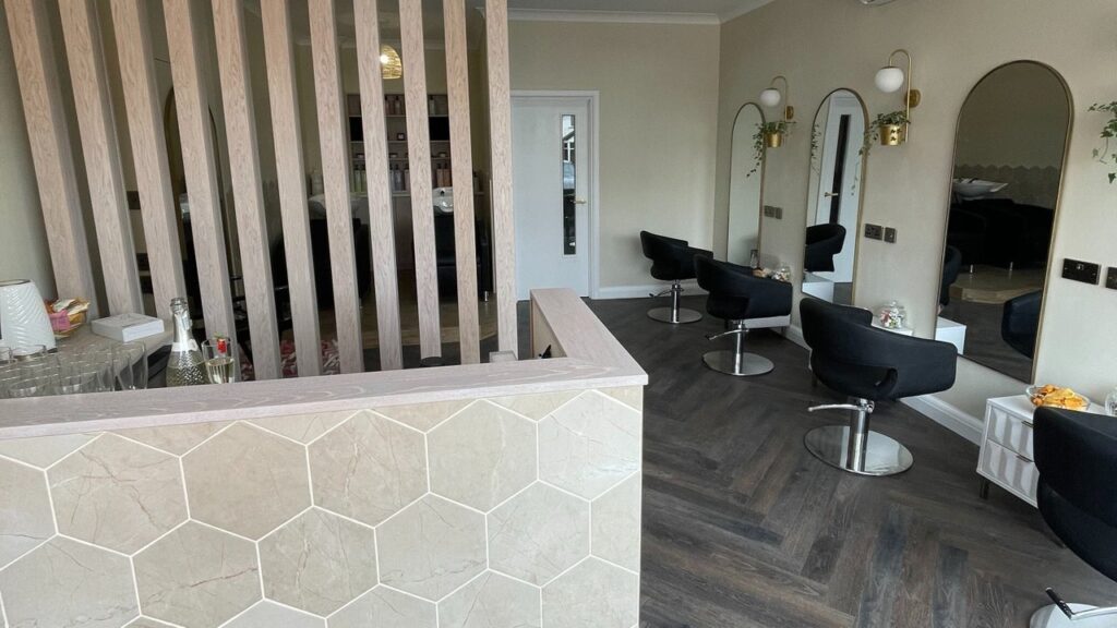 1e140cf3-eeaa-49c4-a903-d5defbe92072-terimcguinnesshairdressing-gb-england-romford-fresha-4980725