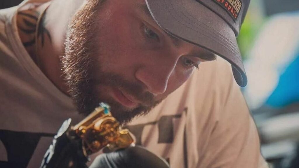 1e219e66-a8cd-4501-b20b-501eb825c56f-6079779