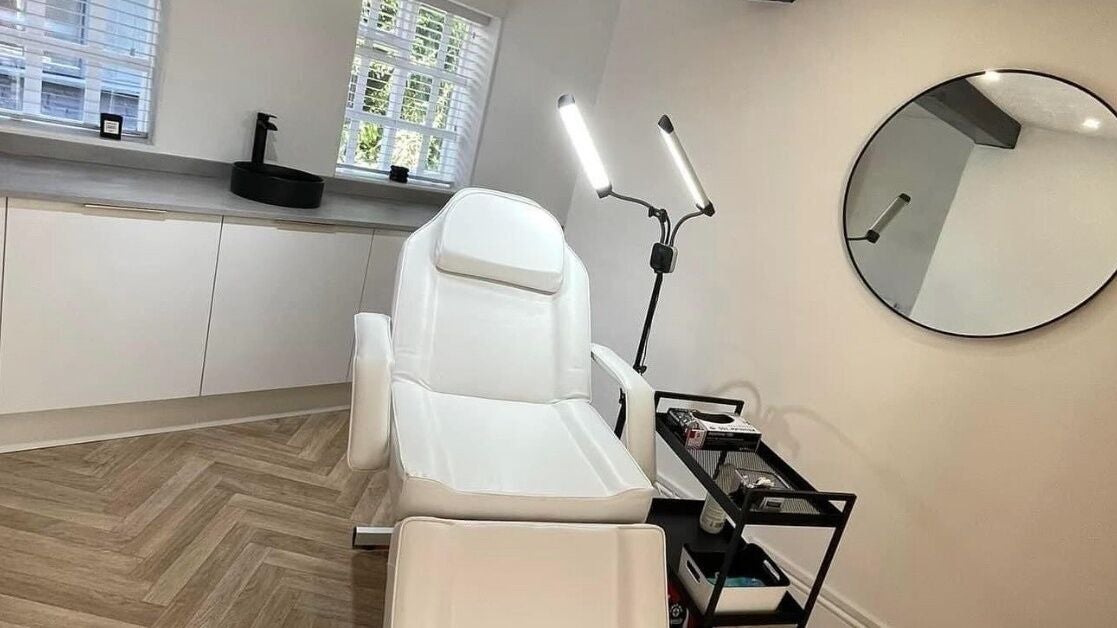 1e511c0a-8116-4702-b1ea-b874a02c003b-bybexandco-gb-england-selby-fresha-6872953