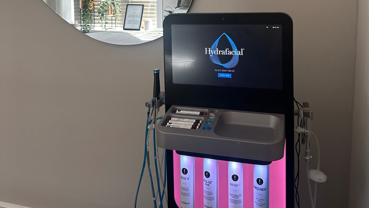 201a1011-663b-47cc-b6f6-381bd842d995-lafemme-gb-england-blackburn-1churchviewlovelyhalllane-fresha-5610979