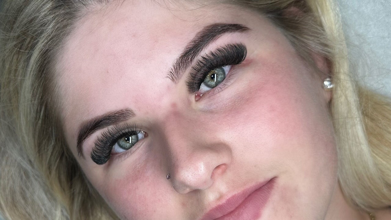 20a8d9b6-d8d0-4896-8785-f1a6a3d4c1aa-lashoutwithcharl-gb-england-ellesmereport-fresha-3899204