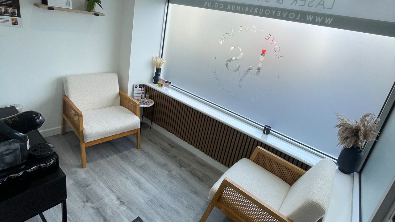 20b62d53-e70c-4ea2-85af-1c6b6a647709-loveyourskinuk-gb-england-callington-fresha-9823685