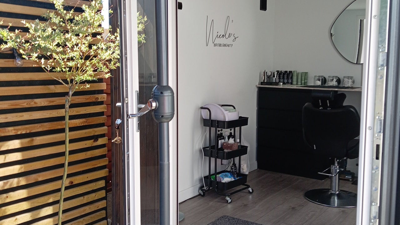 210cf455-8e71-411b-b064-fc666524b5a7-nicolesbrowsandbeauty-gb-england-sheerness-minsterqueenboroughhalfway-fresha-2052351